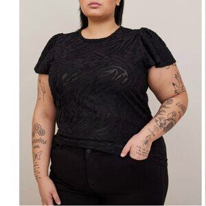 GUC Torrid Knit Jacquard Crew Neck Flutter Sleeve Tee